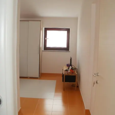With Parking Space - 7234 Apartamento *