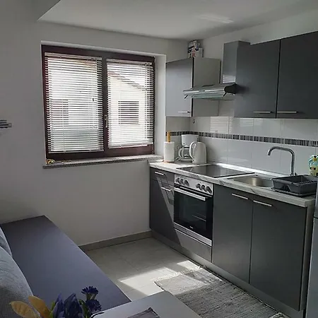 With Parking Space - 7234 Apartamento *