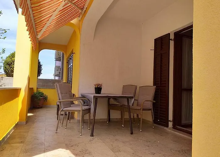 With Parking Space - 7234 شقة